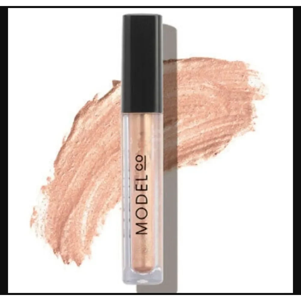 NIB Cream & Powder Eyeshadow Bundle - Model Co.